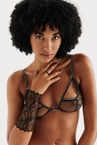 Bracli Manhattan Lace Black Glove with Manacor Pearls