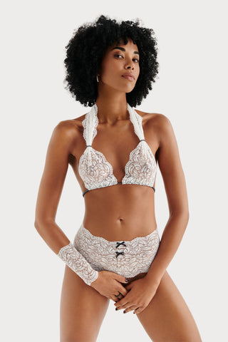 Bracli Paris Glove White with Dark Pearls