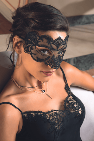 Lise Charmel Splendeur Soir Eye Mask Black