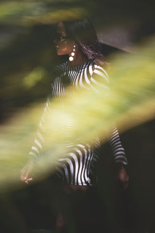 Fever Long Sleeve Short Beach Dress in Black & White — Maison Close