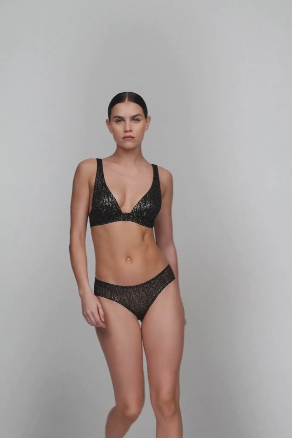 Sarda Tabei Wireless Bralette Black & Gold - Soft Cup Bra