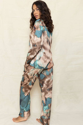 Fable & Eve Soho Abstract Print Pyjama Set