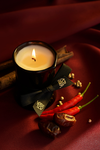 YESforLOV Titillating Massage Candle 120g